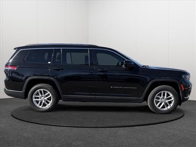 2021 Jeep Grand Cherokee L Laredo 4x2