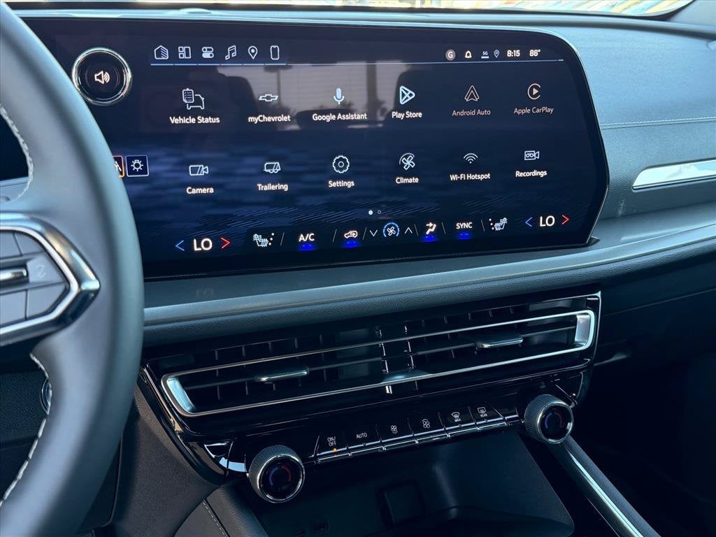 2027 Chevrolet Traverse LT