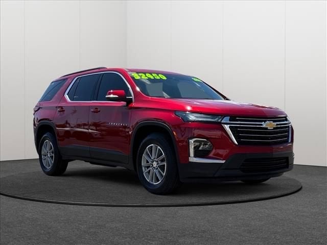 2023 Chevrolet Traverse LT Cloth