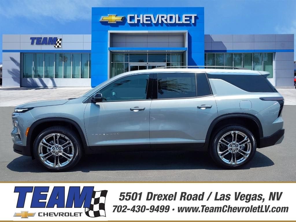 2025 Chevrolet Traverse LT