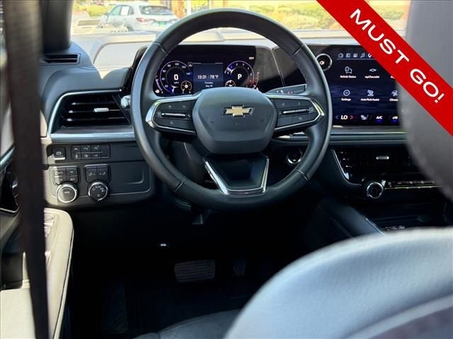 2025 Chevrolet Suburban LT