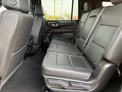 2024 Chevrolet Suburban LT