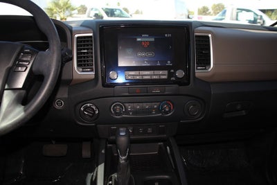 2022 Nissan Frontier Crew Cab SV 4x4