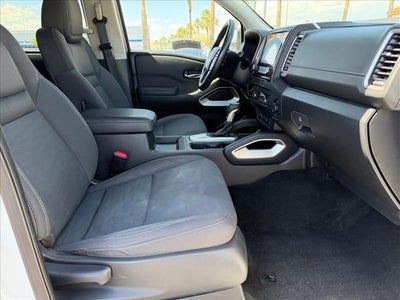 2022 Nissan Frontier Crew Cab SV 4x4