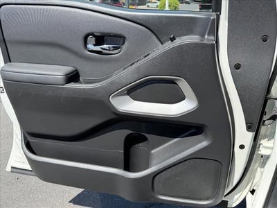 2022 Nissan Frontier Crew Cab SV 4x4