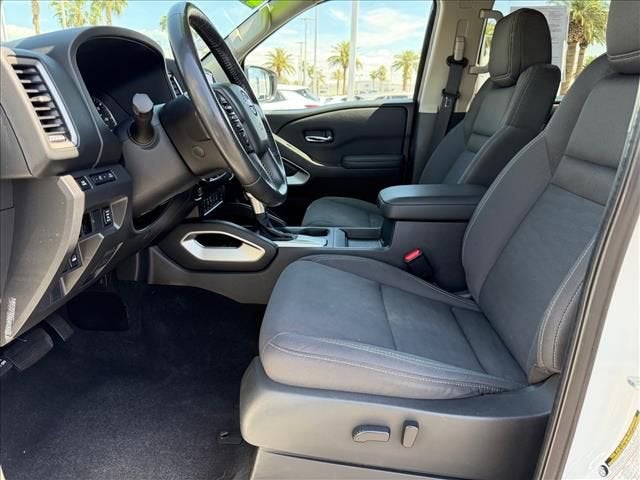 2022 Nissan Frontier Crew Cab SV 4x4