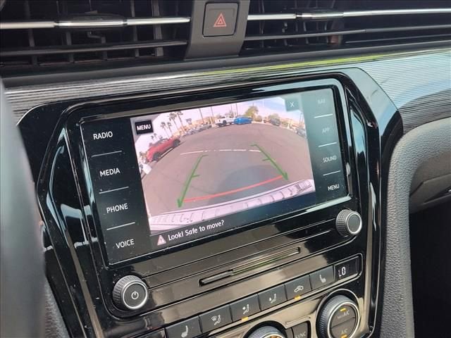 2021 Volkswagen Passat 2.0T R-Line