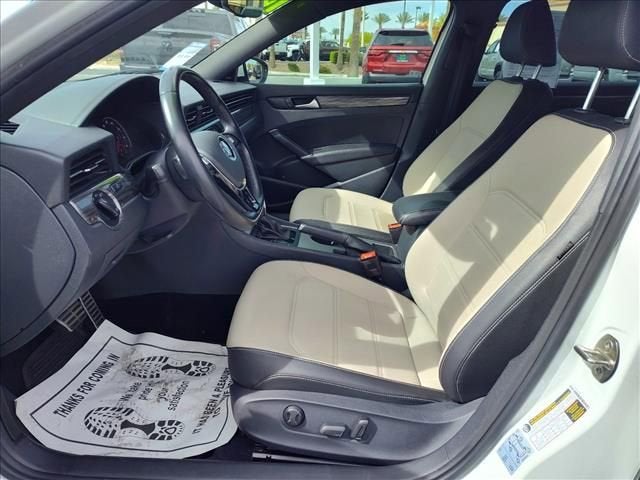 2021 Volkswagen Passat 2.0T R-Line