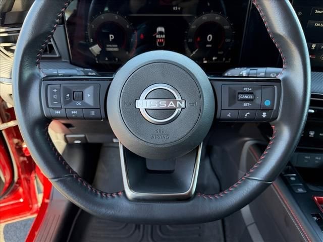 2025 Nissan Kicks SR FWD