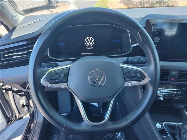 2025 Volkswagen Jetta SE