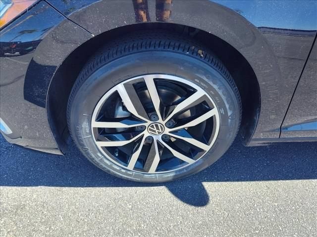 2025 Volkswagen Jetta SE