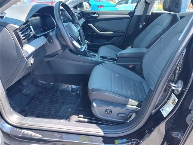 2025 Volkswagen Jetta SE