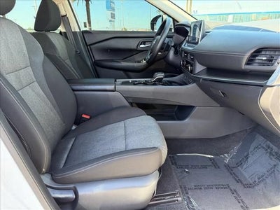 2024 Nissan Rogue SV FWD