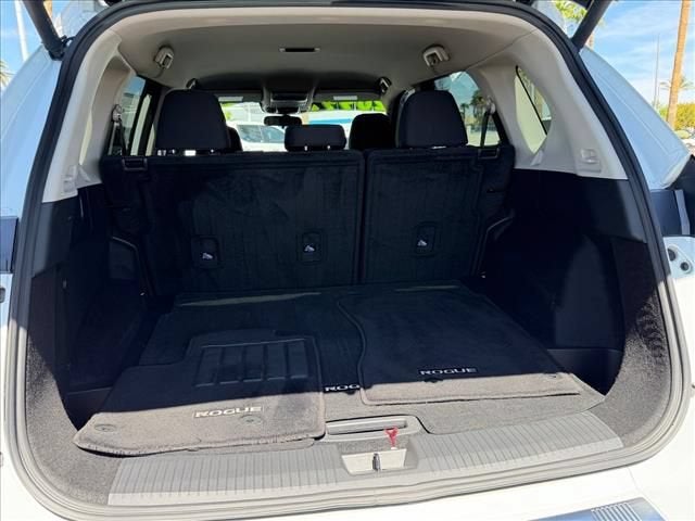 2024 Nissan Rogue SV FWD