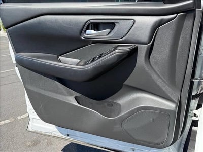 2024 Nissan Rogue SV FWD