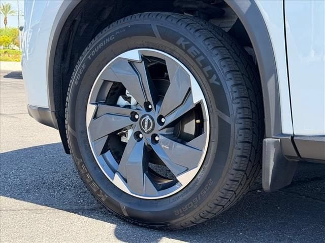 2024 Nissan Rogue SV FWD