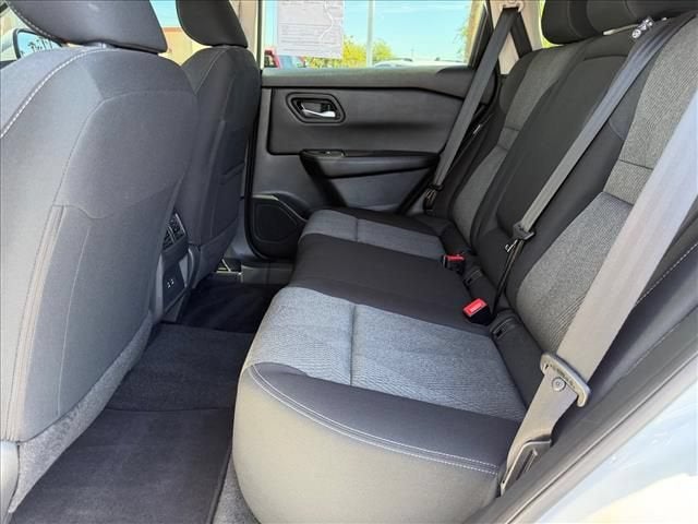 2024 Nissan Rogue SV FWD