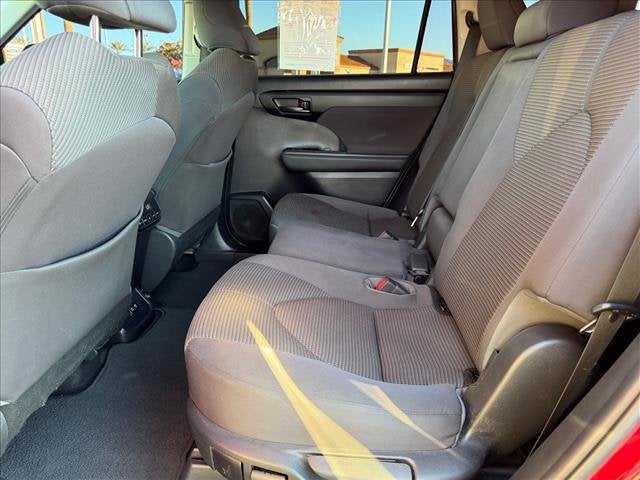 2021 Toyota Highlander LE