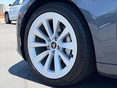 2023 Tesla Model 3 RWD