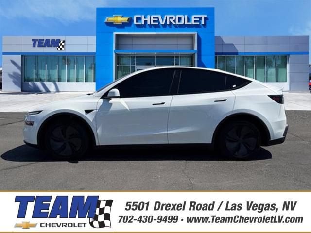 2026 Tesla Model Y Premium