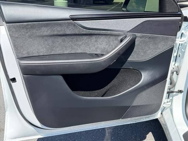 2026 Tesla Model Y Premium