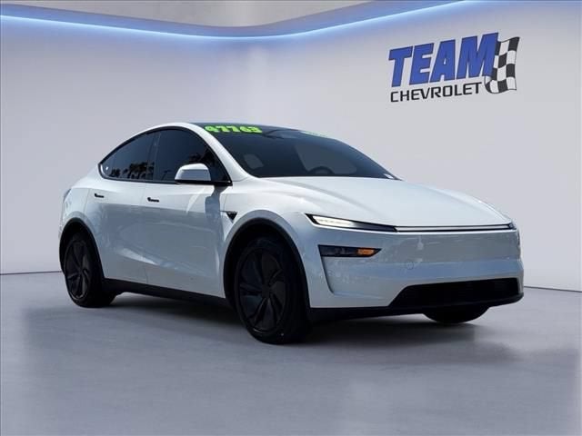 2026 Tesla Model Y Premium