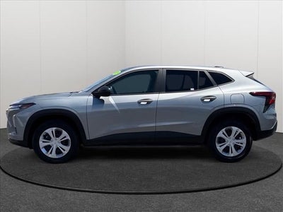 2025 Chevrolet Trax LS