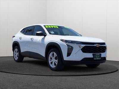 2025 Chevrolet Trax LS