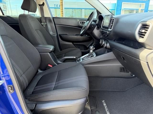 2021 Hyundai Venue SEL